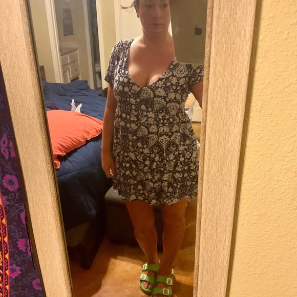 NEW LISTING ‼️SHOW ME YOUR MUMU Mini Dress - Picture 12 of 16